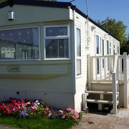 Caravan 8 Berth With Private Fishing Otel Lincoln Dış mekan fotoğraf